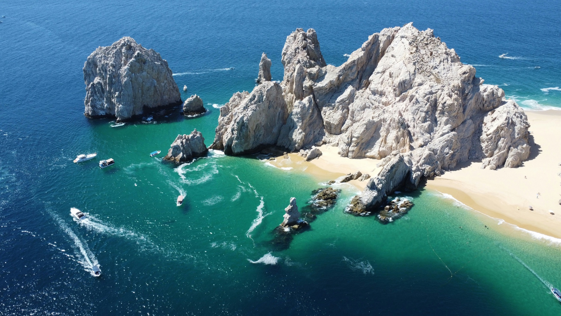 Cabo San Lucas — Sail Past Los Arcos
